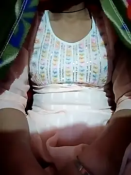 Snapshot of Mangla_Bhabhi chatting on February 23, 5:07 pm Mangla Bhabhi online show from February 23, 5:07 pm