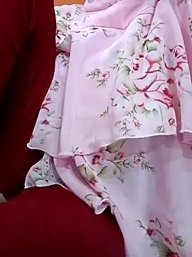 Snapshot of Mangla_Bhabhi chatting on September 25, 1:53 am Mangla Bhabhi online show from September 25, 1:53 am