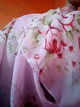 Snapshot of Mangla_Bhabhi chatting on September 30, 1:32 am Mangla Bhabhi online show from September 30, 1:32 am