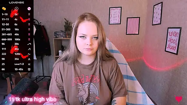 Snapshot of flower_sarah_ chatting on March 6, 1:24 pm flower sarah online show from March 6, 1:24 pm