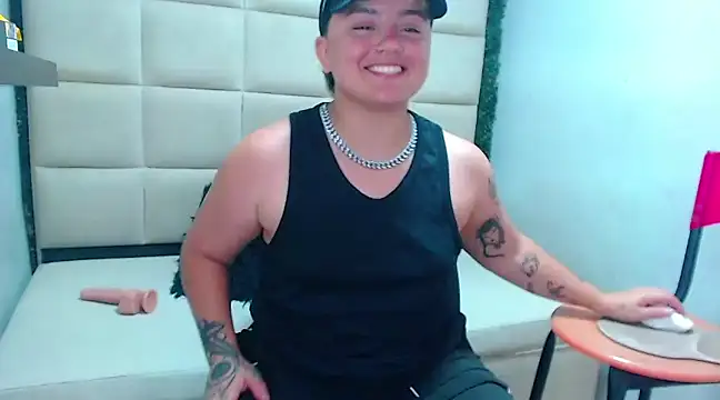 isabeautyx19 online show from January 29, 6:18 pm