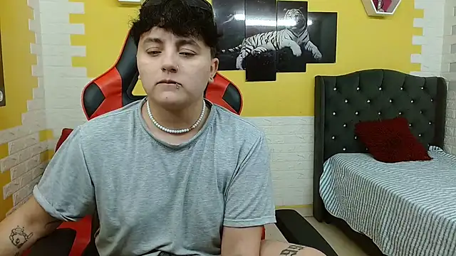 isabeautyx19 online show from December 20, 3:13 am