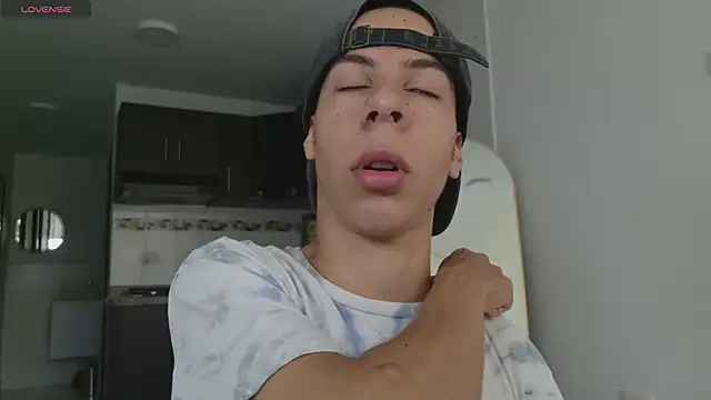 grey   27 online show from February 27, 11:32 am