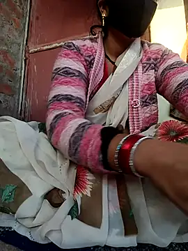 Snapshot of Mamta_Chaterjee chatting on December 18, 1:55 am Mamta Chaterjee online show from December 18, 1:55 am