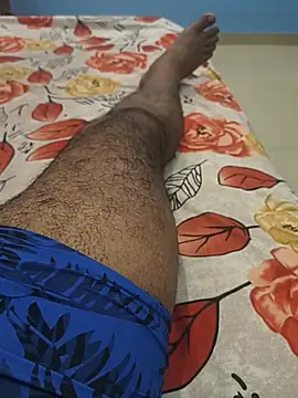 Snapshot of ak007_desire chatting on July 13, 8:33 pm ak007 desire online show from July 13, 8:33 pm