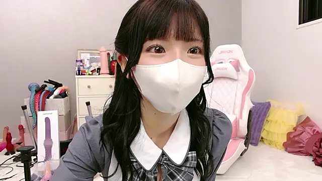 Snapshot of -minami- chatting on June 21, 12:08 pm -minami- online show from June 21, 12:08 pm