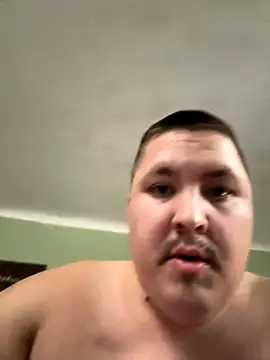 Snapshot of jakeyboi422 chatting on December 4, 5:55 pm jakeyboi422 online show from December 4, 5:55 pm