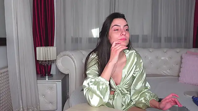 NinaCrystal1 online show from January 15, 8:09 am