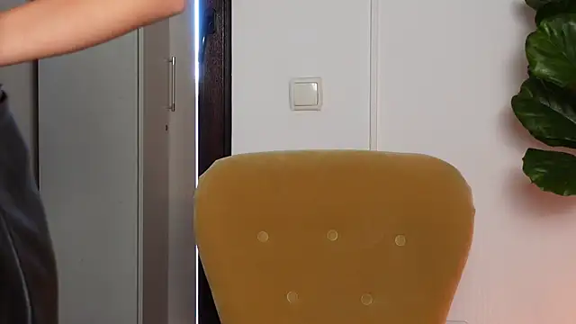 NinaCrystal1 online show from September 16, 8:04 am