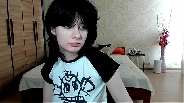 Snapshot of JulisSweet chatting on February 3, 10:47 am JulisSweet online show from February 3, 10:47 am