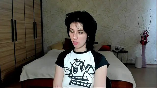 Snapshot of JulisSweet chatting on February 3, 1:51 pm JulisSweet online show from February 3, 1:51 pm