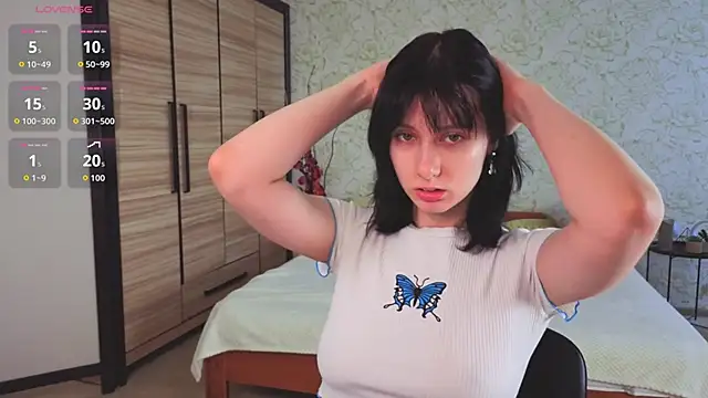 Snapshot of JulisSweet chatting on October 18, 7:09 am JulisSweet online show from October 18, 7:09 am