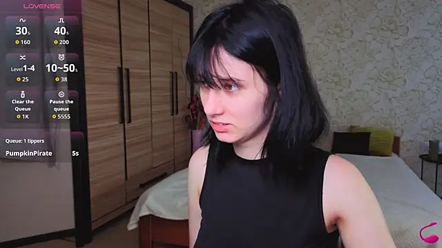 Snapshot of JulisSweet chatting on October 31, 7:53 am JulisSweet online show from October 31, 7:53 am