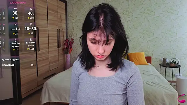 Snapshot of JulisSweet chatting on November 22, 7:51 am JulisSweet online show from November 22, 7:51 am