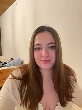 Snapshot of Kamilla_Loop chatting on January 12, 9:08 pm Kamilla Loop online show from January 12, 9:08 pm