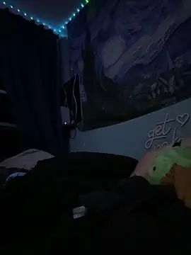 Snapshot of Cutetrans90 chatting on October 11, 8:13 am Cutetrans90 online show from October 11, 8:13 am