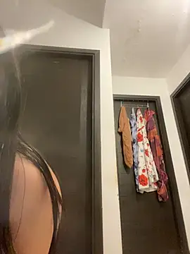 Snapshot of Hot-Sarah-arab chatting on December 14, 8:45 am Hot-Sarah-arab online show from December 14, 8:45 am