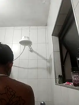 Snapshot of Malvadaozscp chatting on February 18, 12:06 am Malvadaozscp online show from February 18, 12:06 am