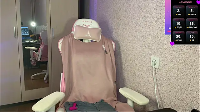 Katrin  kiss online show from February 6, 5:40 pm