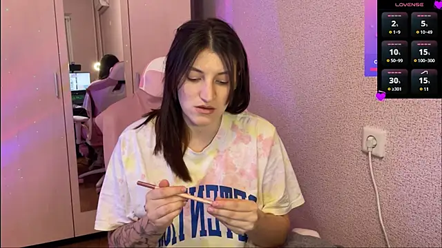 Katrin  kiss online show from February 10, 5:09 pm