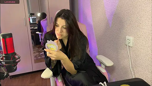 Katrin  kiss online show from February 14, 7:44 pm