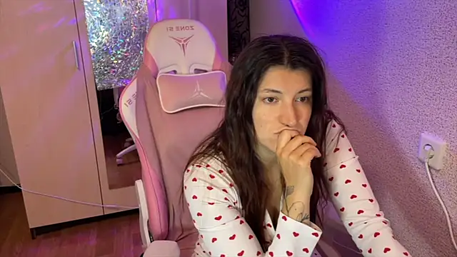 Katrin  kiss online show from April 13, 3:06 pm