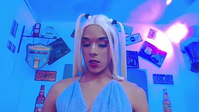 SARA VAL3NTINA  online show from January 1, 1:05 pm