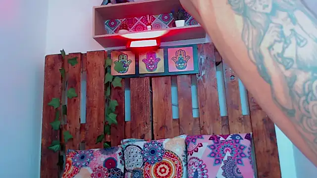 SARA VAL3NTINA  online show from September 9, 11:26 pm