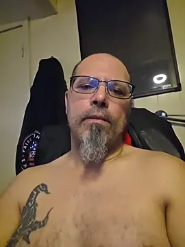 KrazyLegz online show from April 14, 9:43 pm