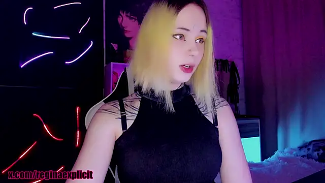 Snapshot of snake__bites chatting on October 2, 9:11 pm snake bites online show from October 2, 9:11 pm