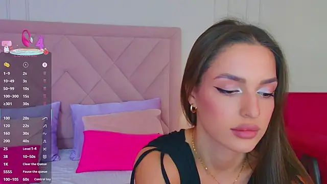 BellaHalles online show from March 6, 8:52 am