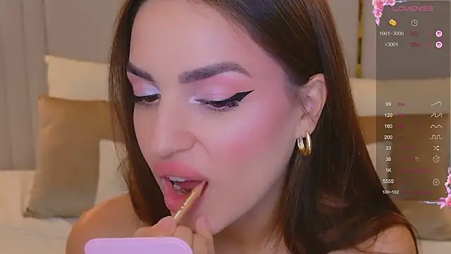 BellaHalles online show from October 20, 6:25 am