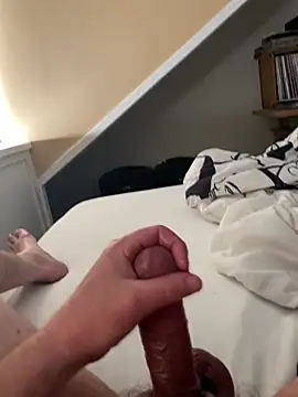 LivingLegend1978 online show from March 29, 8:03 am