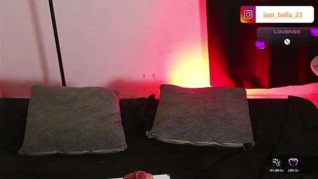 yourtoybella online show from March 12, 6:25 pm