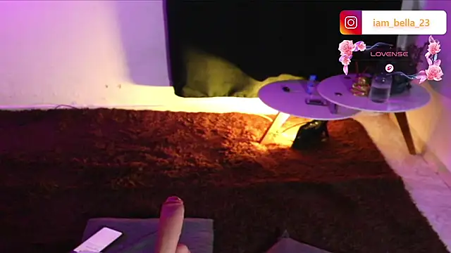 yourtoybella online show from July 27, 6:59 pm
