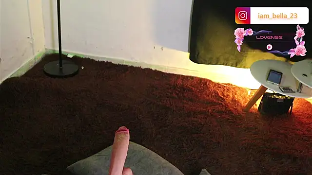 yourtoybella online show from July 29, 7:12 pm