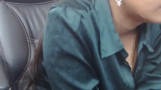 wildbabes online show from January 24, 11:48 am