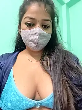Monalisa Singh online show from December 14, 5:03 pm