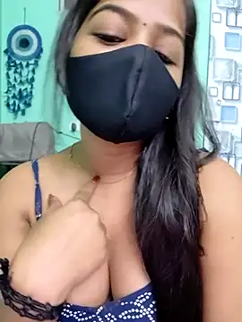 Monalisa Singh online show from April 21, 6:12 pm