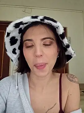 licoricepizza online show from November 23, 1:22 pm