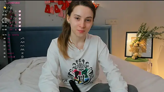 DonnaBurkee online show from January 22, 4:12 pm