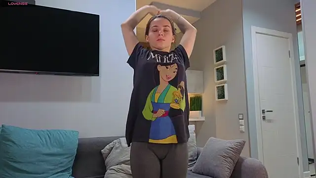 DonnaBurkee online show from November 15, 4:21 am