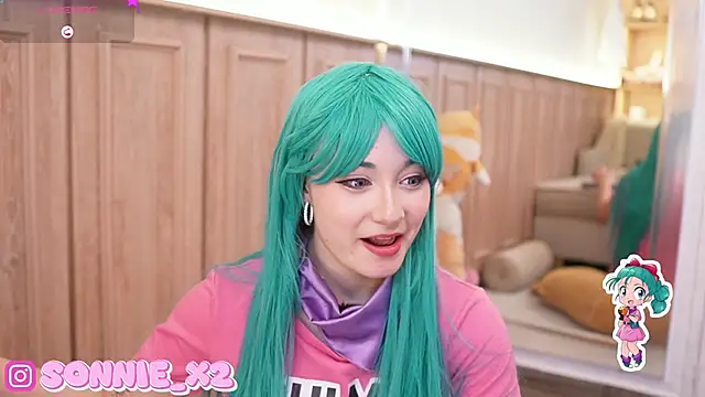 Sonnie  online show from December 18, 2:49 pm