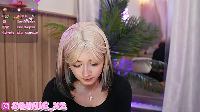 Sonnie  online show from March 10, 11:32 am