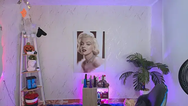 SALOOMEE   online show from April 12, 12:10 pm