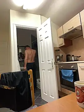 Snapshot of Yourhotboy_42 chatting on March 1, 8:31 pm Yourhotboy 42 online show from March 1, 8:31 pm