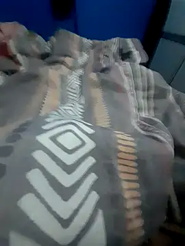 Snapshot of charraa1 chatting on December 27, 6:03 am charraa1 online show from December 27, 6:03 am