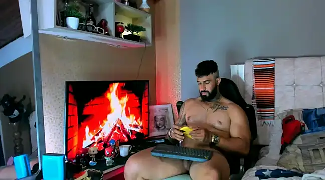 Snapshot of naugthy_dominant chatting on December 2, 5:37 pm naugthy dominant online show from December 2, 5:37 pm