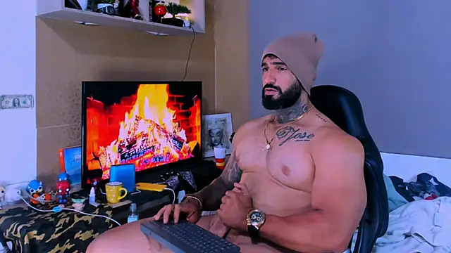 Snapshot of naugthy_dominant chatting on December 9, 7:17 am naugthy dominant online show from December 9, 7:17 am