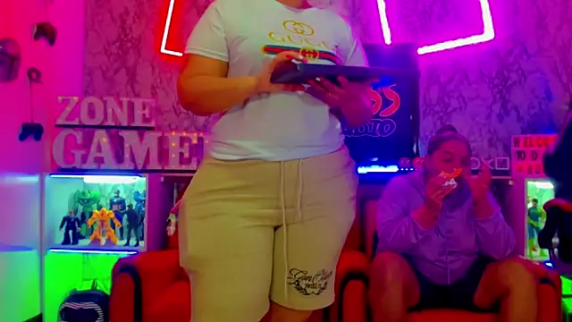 Snapshot of brunnette_hot chatting on March 20, 11:16 am brunnette hot online show from March 20, 11:16 am